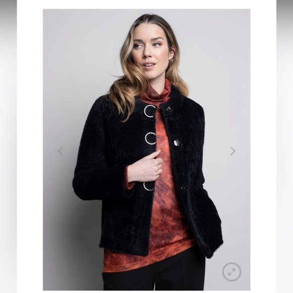 PICADILLY BLACK EMBELLISHED CLOSURE SHORT JACKET Size Small NWT - Picture 1 of 7